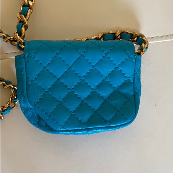 🔥Moschino Milano Tiny Bag🔥 - Picture 6 of 7